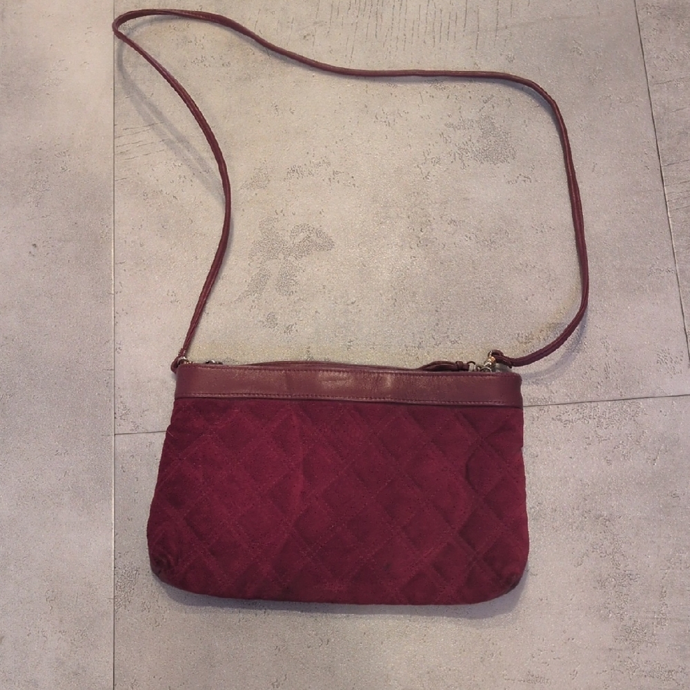 Amanda Smith Vintage Quilted Burgundy Crossbody Bag with Leather-Trim Strap